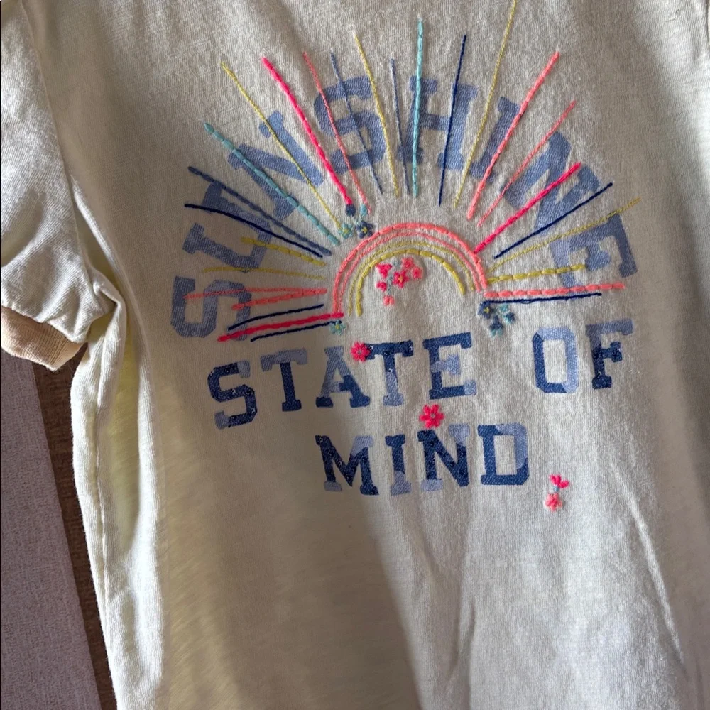 FINAL MARKDOWN GAP Kids Light Yellow Tee large